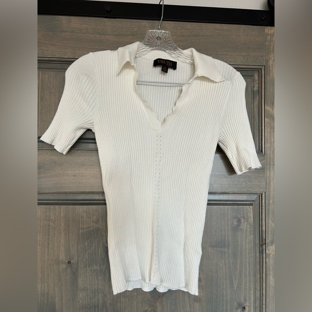 Truth white v-neck top